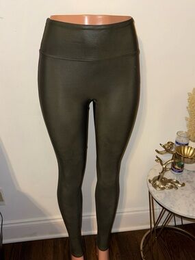 SPANX Olive Green High-Waist Leggings